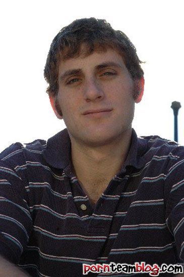 hairy-college-jocks-simon3.jpg